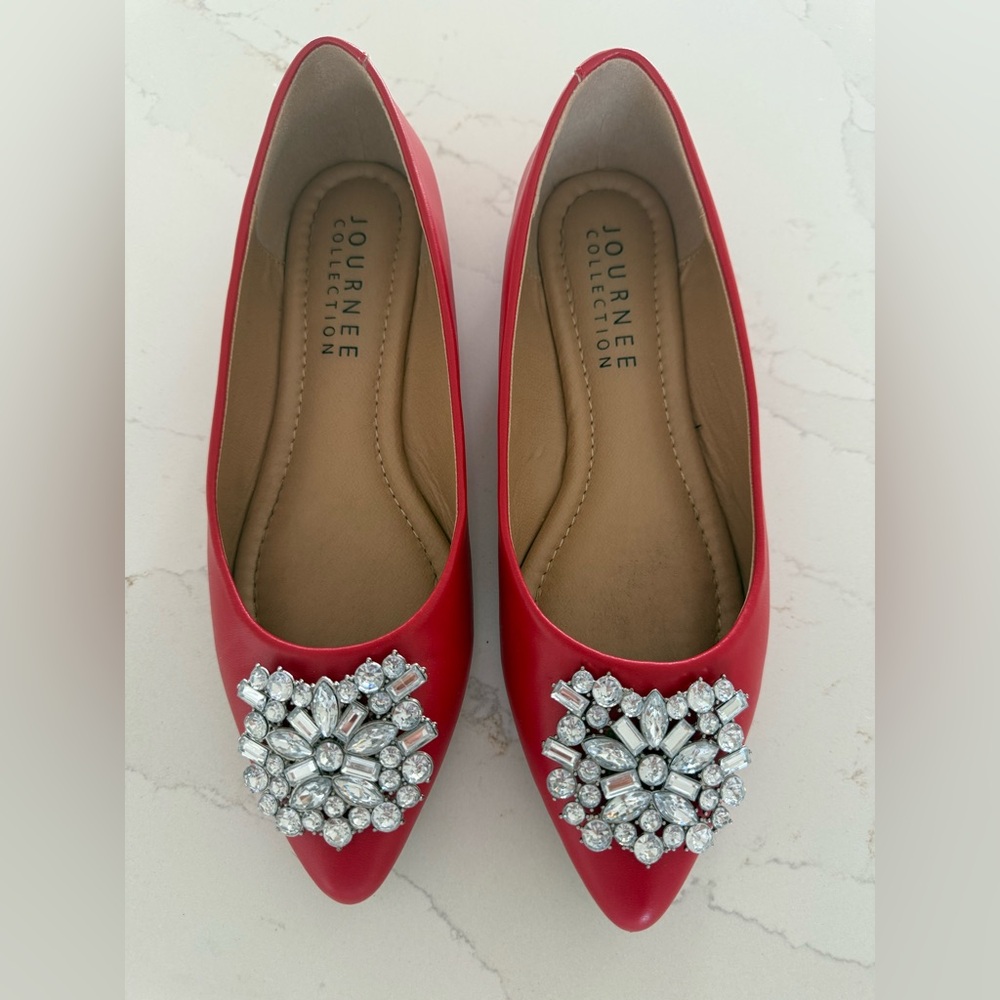 Like New Journee Collection Embellished Flat. Size 8 Wide.